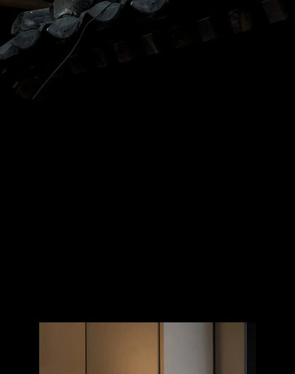 모던한 애쉬 우드 ​​LED 램프 - 집 스타일을 향상시키세요