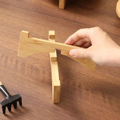 Elegant Wooden Bonsai Display Stand for Plant Lovers - Eco-Friendly Showcase