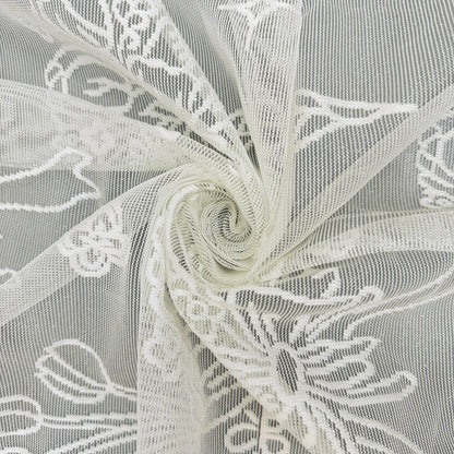 Tovaglia in pizzo antico: decorazione elegante per ogni occasione