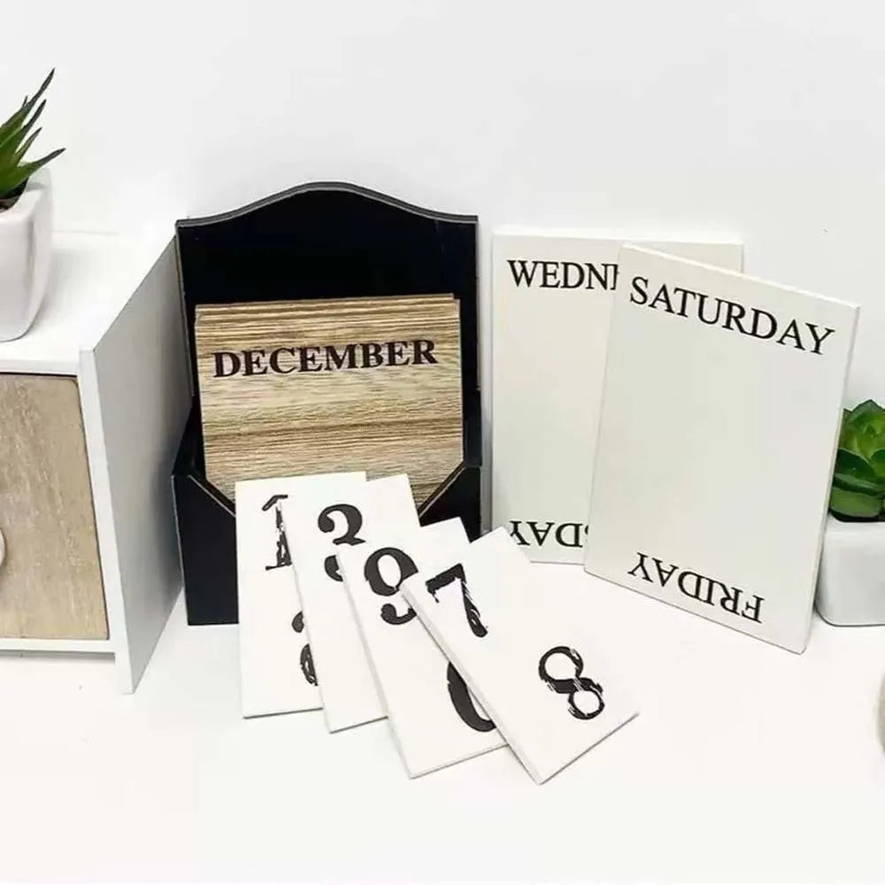 Calendrier perpétuel en bois élégant : organisez avec style !
